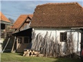 stara hižica bela